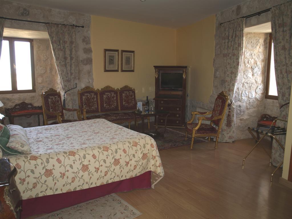 Residencia Real Del Castillo De Curiel Curiel de Duero Zewnętrze zdjęcie